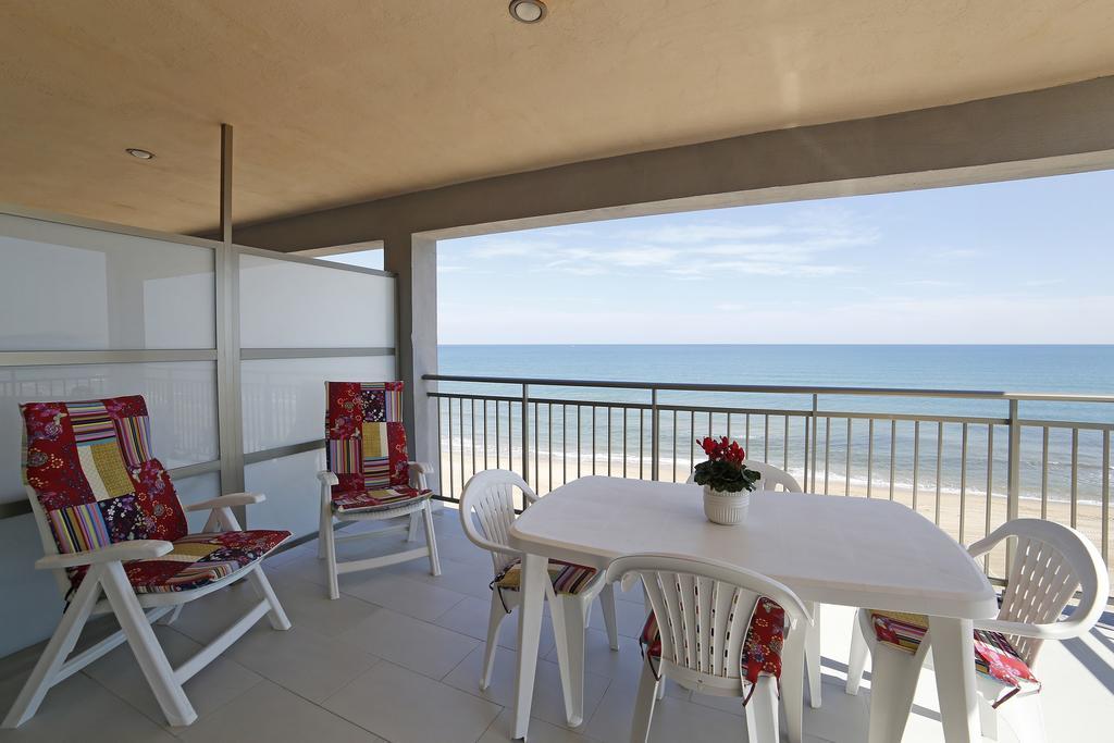 Apartamento Frente Al Mar Bellreguard Buitenkant foto