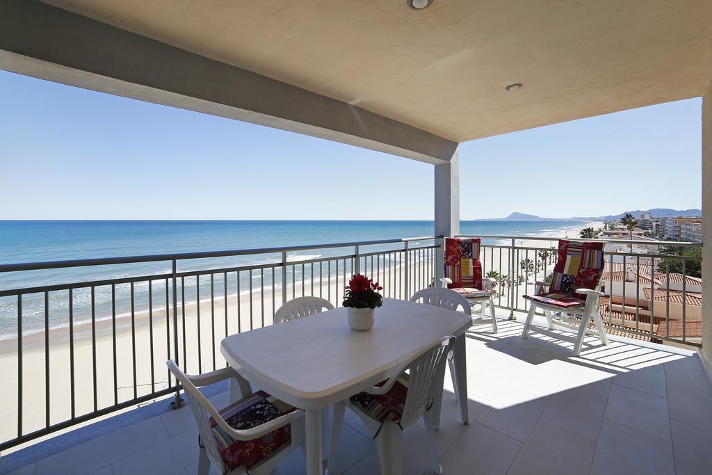 Apartamento Frente Al Mar Bellreguard Buitenkant foto